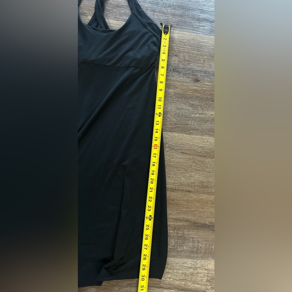 Patagonia Athletic Outdoor Stretch
Tank Dress Black All Weather Women's Medium - Picture 7 of 8